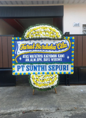 Papan Bunga Duka di Laing
